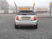 Mini Cooper ČR SE NAVI – SOH 100%
