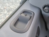 Ford Transit 2.0D 77KW AC – VÝHŘEV OKNA