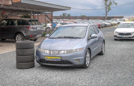 Honda Civic ČR 2.2D 103KW – 2x PNEU