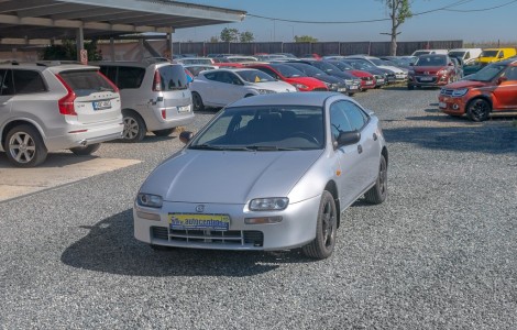 Mazda 323 1.5i 65KW – STAV!