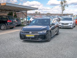 Volkswagen Passat 2.0TDI NAVI DSG – R-Line