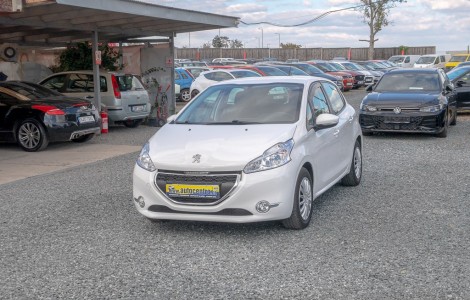 Peugeot 208 ČR 1.2T 60KW – PO SERVISU!