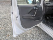 Peugeot 208 ČR 1.2T 60KW – PO SERVISU!