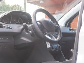 Peugeot 208 ČR 1.2T 60KW – PO SERVISU!