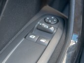 Peugeot 208 ČR 1.2T 60KW – PO SERVISU!