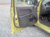 Ford Fiesta 1.25i 55KW – VÝHŘEV SEDADEL