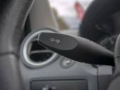 Ford Fiesta 1.25i 55KW – VÝHŘEV SEDADEL