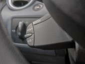 Ford Fiesta 1.25i 55KW – VÝHŘEV SEDADEL