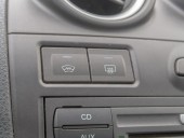 Ford Fiesta 1.25i 55KW – VÝHŘEV SEDADEL