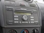 Ford Fiesta 1.25i 55KW – VÝHŘEV SEDADEL