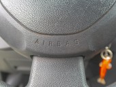 Ford Fiesta 1.25i 55KW – VÝHŘEV SEDADEL