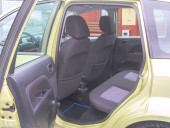 Ford Fiesta 1.25i 55KW – VÝHŘEV SEDADEL