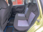 Ford Fiesta 1.25i 55KW – VÝHŘEV SEDADEL