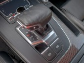 Audi Q5 11/17 ČR 2.0TDI SLINE – KARBON