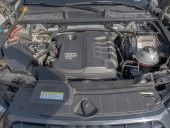 Audi Q5 11/17 ČR 2.0TDI SLINE – KARBON