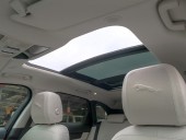 Jaguar F-Pace ČR 2.0T 184KW – VÝBAVA