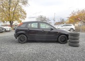 Ford Focus 1.6i 16V DIGI – 2x KOLA Ford Focus 1.6i 16V DIGI – 2x KOLA