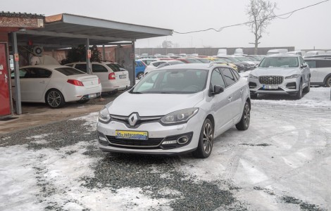 Renault Mégane 1.2T 97KW – NAVI / BOSE