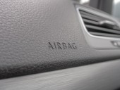 Volkswagen Golf 1.6TDI 85KW DSG – NAVI, ERGO