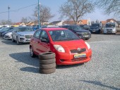 Toyota Yaris ČR 1.0i 51KW AC – 2x PNEU