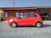 Toyota Yaris ČR 1.0i 51KW AC – 2x PNEU