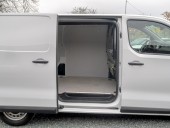 Opel Vivaro 1.5D 88KW – NAVIGACE