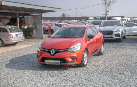Renault Clio ČR 0.9T LIMITED NAVI – LED!