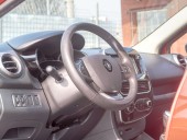 Renault Clio ČR 0.9T LIMITED NAVI – LED!