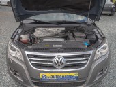 Volkswagen Tiguan ČR 2.0TDI 125KW 4x4 - SERVIS Volkswagen Tiguan ČR 2.0TDI 125KW 4x4 - SERVIS