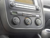 Volkswagen Golf 1.4TSI 90KW PANO – PO ROZVODEC