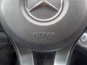 Mercedes-Benz GLA 200D 100KW LED – PO SERVISU